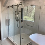 Glasstec Elite barn style shower slider with return